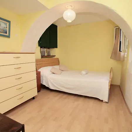Phaedra Apartman *